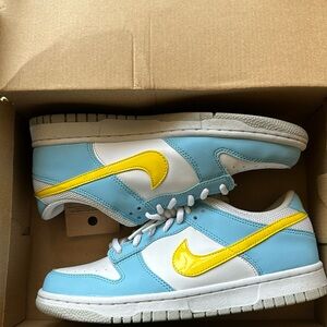 Nike Dunk Low (Homer Simpson)